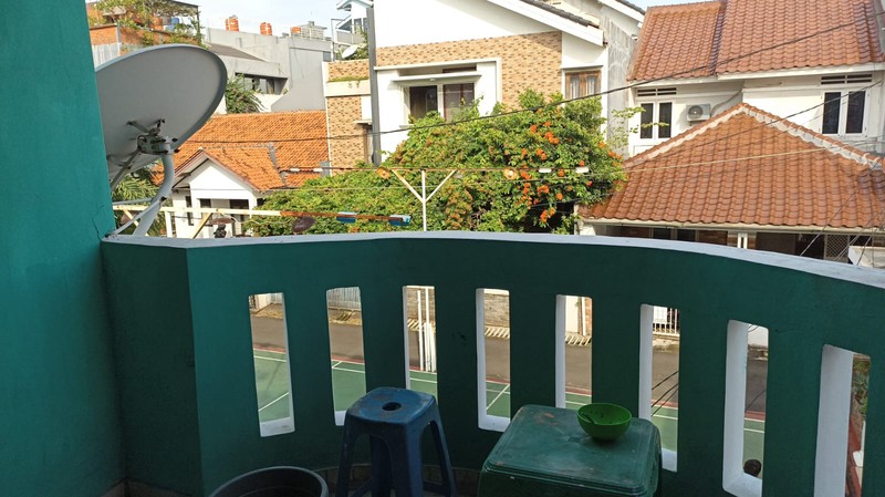 Rumah 2 Lantai 5 Kamar Tidur Disewakan di Tebet Jaksel