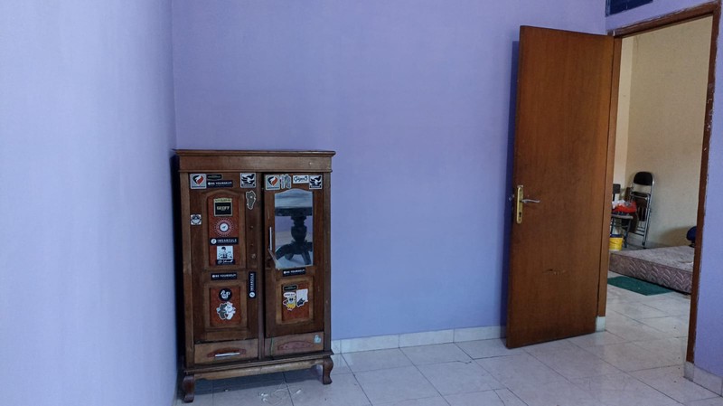 Rumah 2 Lantai 5 Kamar Tidur Disewakan di Tebet Jaksel