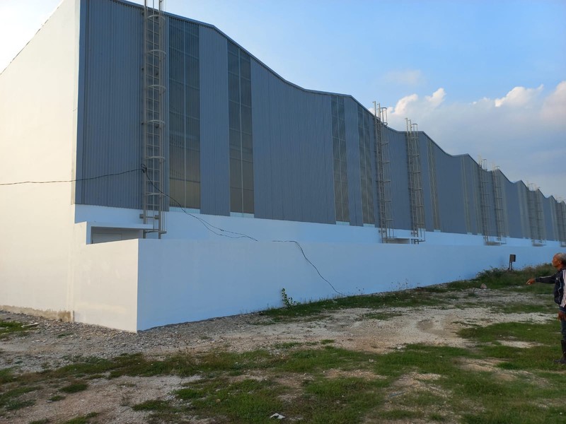 Dijual 300 m2 Gudang AKR Bizland Manyar Gresik Jatim Dekat Pelabuhan JIIPE , Akses Truk Kontainer 40 Feet