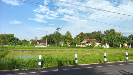 Dijual/Disewakan Tanah Strategis Hook 2 Muka Cocok untuk Investasi/Usaha di Kalasan, Sleman