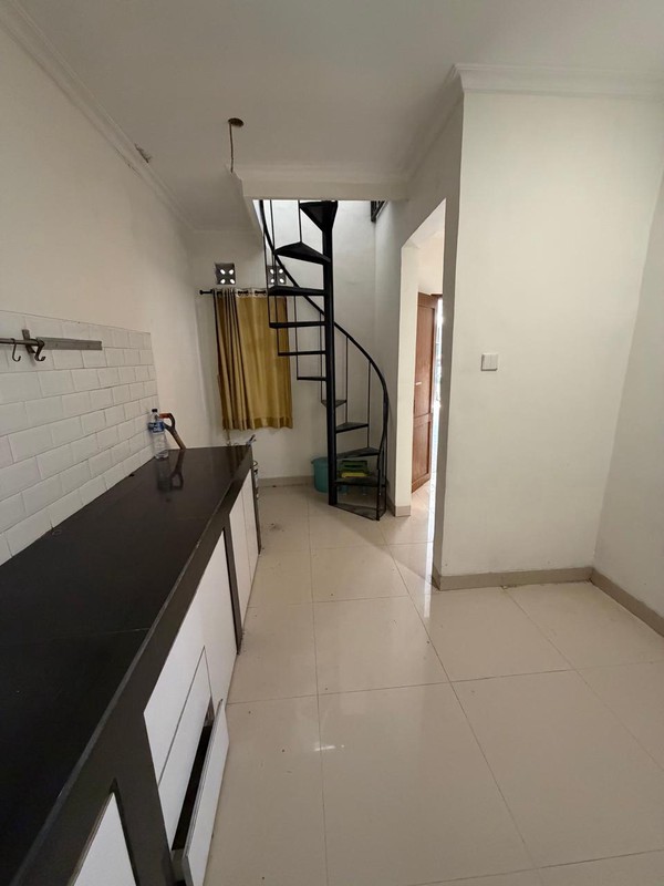 Rumah 2 Lantai Siap Huni dengan Hunian Nyaman dan Asri @Villa Bintaro Regency, Pondok Aren