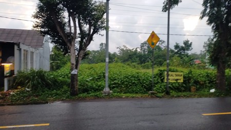 Dijual Tanah Strategis 1.879 Meter Persegi di Jalan Raya Cangkringan Dekat Kantor Kecamatan Pakem Sleman