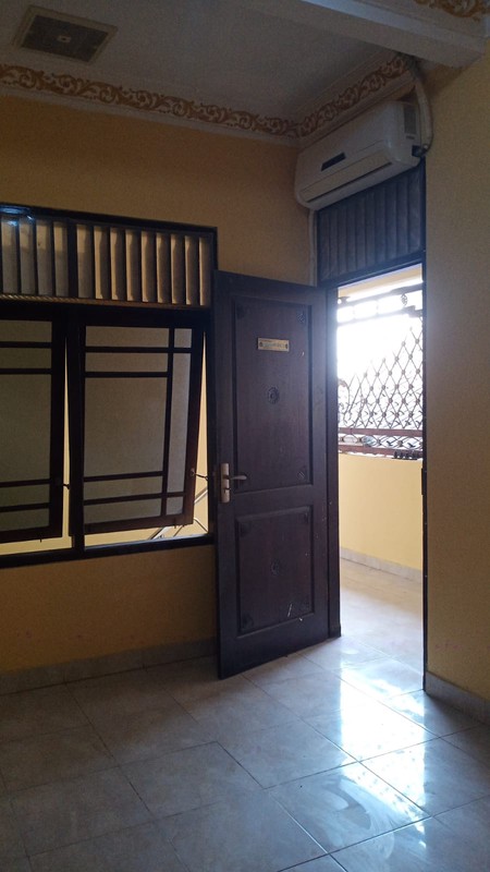 Rumah Mewah 2 Lantai Strategis di Seturan, Dekat Kampus YKPN, UPN, & Pakuwon Mall, Caturtunggal, Depok, Sleman