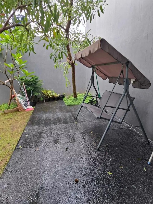 Rumah Cantik Full Furnished Siap Huni dengan Hunian Nyaman dan Asri di Rempoa, Tangerang Selatan