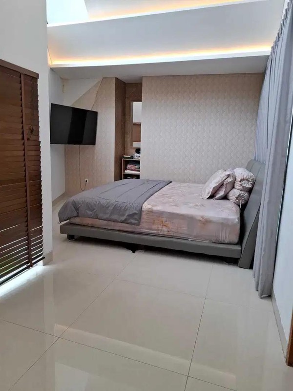 Rumah Cantik Full Furnished Siap Huni dengan Hunian Nyaman dan Asri di Rempoa, Tangerang Selatan