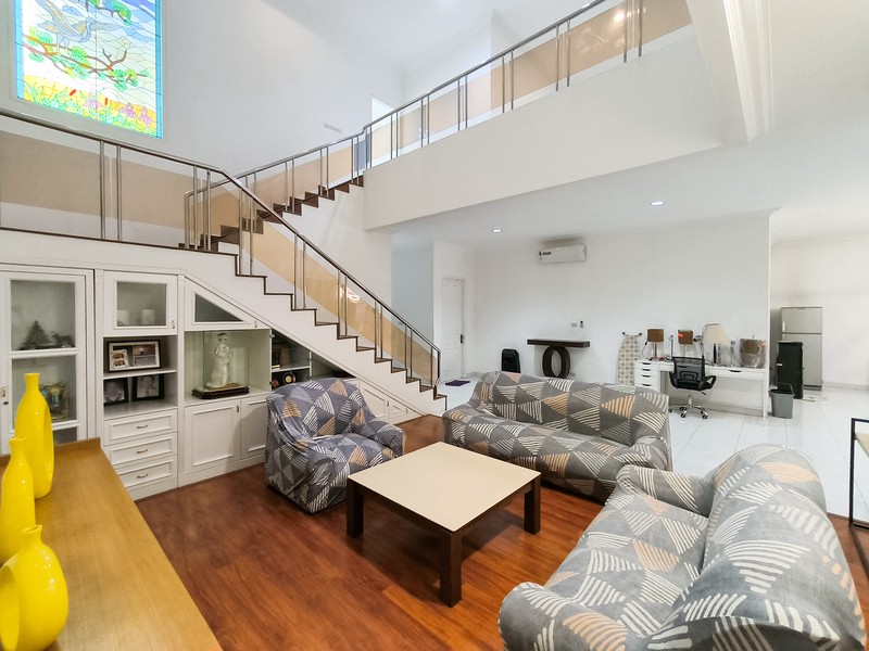 Rumah Bagus Di Taman Kebon Jeruk Jakarta Barat