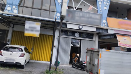 Disewakan Ruko Strategis 2 Lantai di Nologaten, Area Ramah Bisnis Dekat Amplaz & Kawasan Kampus, Caturtunggal, Depok, Sleman