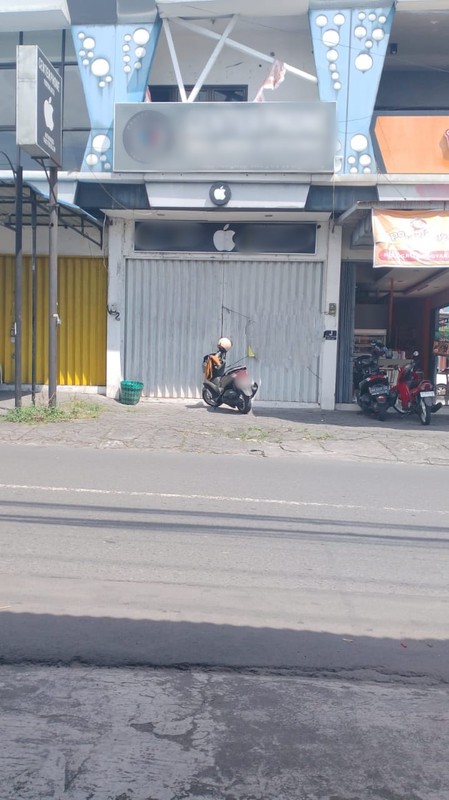 Disewakan Ruko Strategis 2 Lantai di Nologaten, Area Ramah Bisnis Dekat Amplaz & Kawasan Kampus, Caturtunggal, Depok, Sleman