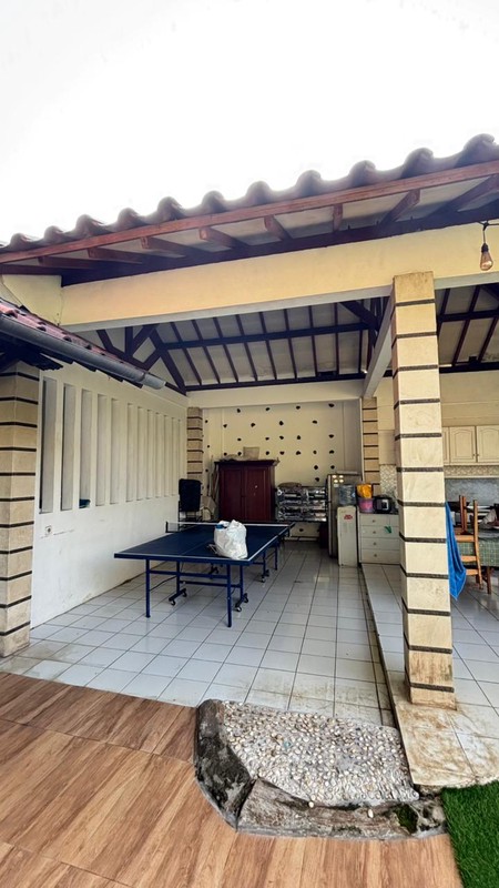 Rumah 2 Lantai Siap Huni Luas 675 m2 Bangunan 550 m2 SHM @Ciputat Timur