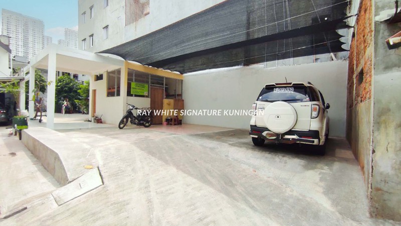 Rumah dan Kontrakan 21 Pintu Lokasi Strategis Dekat Mall Season City, Jakarta Barat