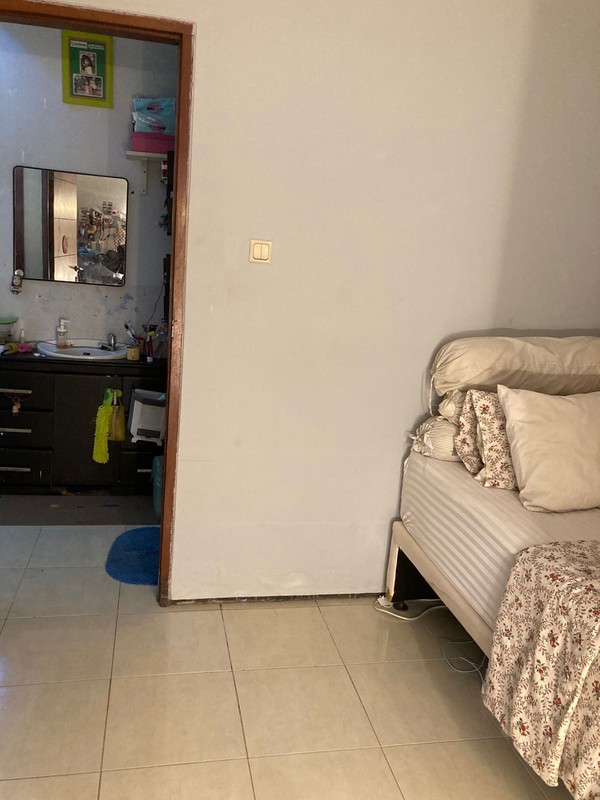 Rumah Siap Huni dengan Hunian Nyaman dan Asri di Bintaro Sektor 9.