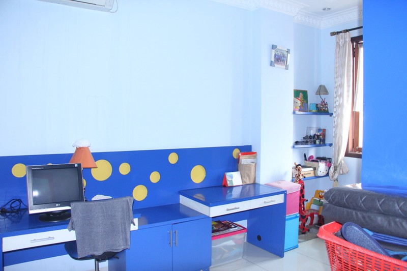  DIJUAL  RUMAH STRATEGIS - PASAR MINGGU, JAKARTA SELATAN