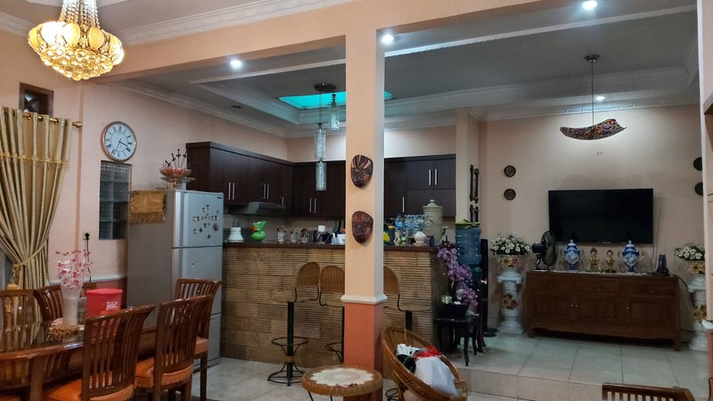 DIJUAL CEPAT Rumah Dekat Kampus Universitas Gunadarma Pondok Kelapa