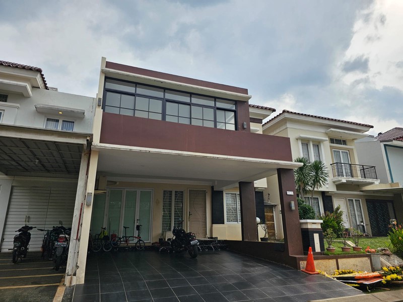 DIJUAL RUMAH NYAMAN DAN ASRI - TELAGA GOLF SAWANGAN, DEPOK