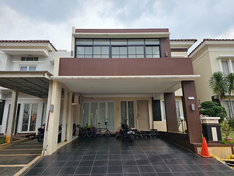 DIJUAL RUMAH NYAMAN DAN ASRI - TELAGA GOLF SAWANGAN, DEPOK