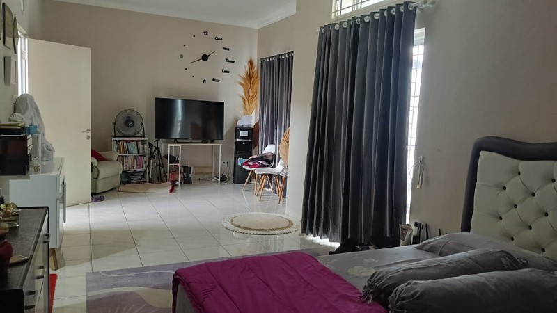 DIJUAL RUMAH NYAMAN DAN ASRI - TELAGA GOLF SAWANGAN, DEPOK