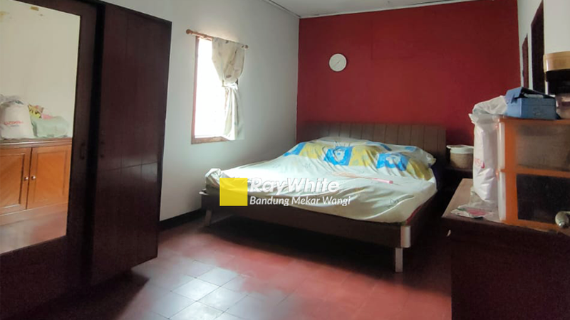 Rumah + Ruang Usaha Amir Mahmud Cibereum Cimahi