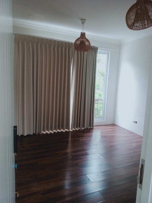 Dijual Rumah Bagus Siap Huni Eminent Vivacia BSD 