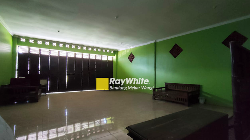 Ruang usaha, Ruko, dan Rumah Mainroad Limbangan Garut