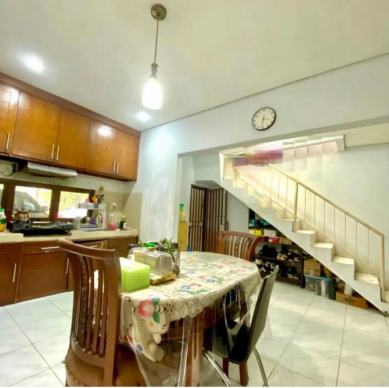 Rumah 2 Lantai Siap Huni dengan Hunian Nyaman dan Asri @Bintaro Sektor 9