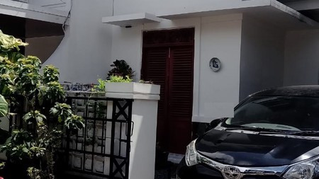 Rumah Minimalis, 2 Lantai Siap Huni di Bintaro Sektor 9