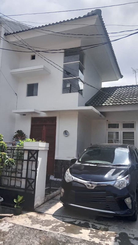 Rumah Minimalis, 2 Lantai Siap Huni di Bintaro Sektor 9