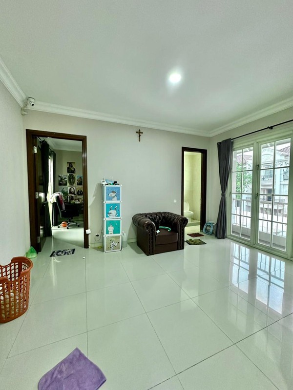 Dijual 330 m2 Rumah Surabaya Barat  Wisata Bukit Mas 1 - Rome,  Surabaya Barat