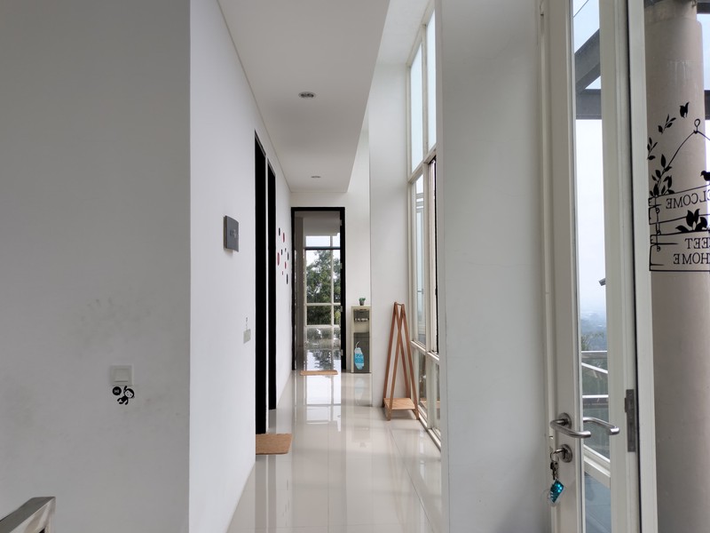 Dijual Rumah Villa FULL FURNISHED Modern BEST View Gunung, The Taman Dayu 