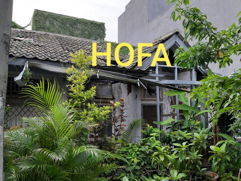 Hunian hadap timur view taman club house