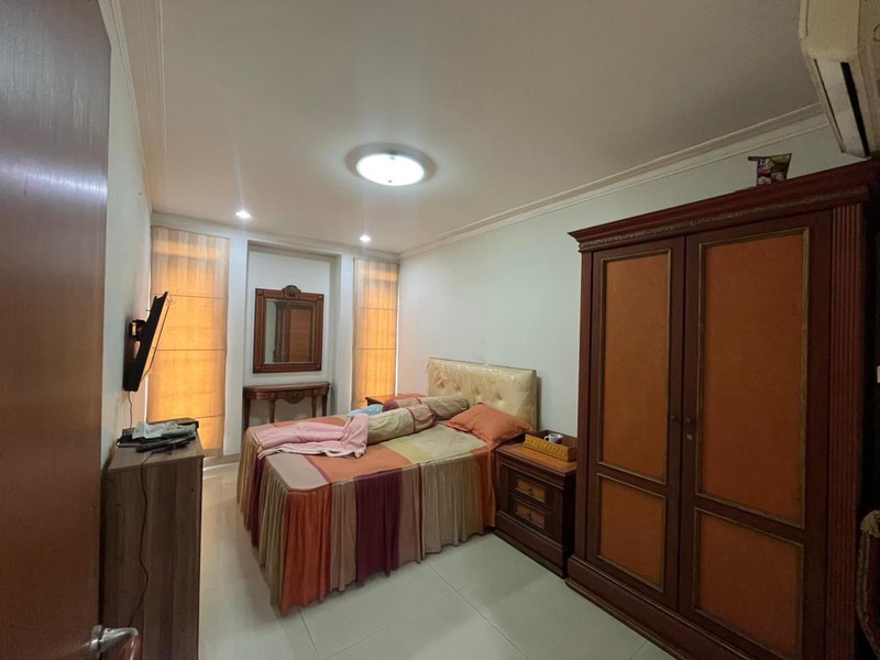 Rumah 2 Lantai Siap Huni dengan Hunian Nyaman dan Asri @Kebayoran Baru, Jakarta Selatan