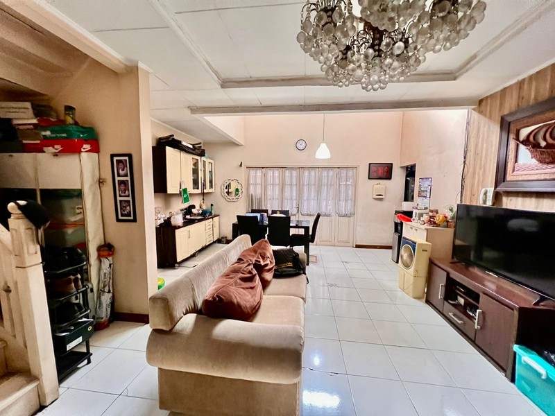 Rumah Bagus Di Mertilang Bintaro Jaya Sektor 9