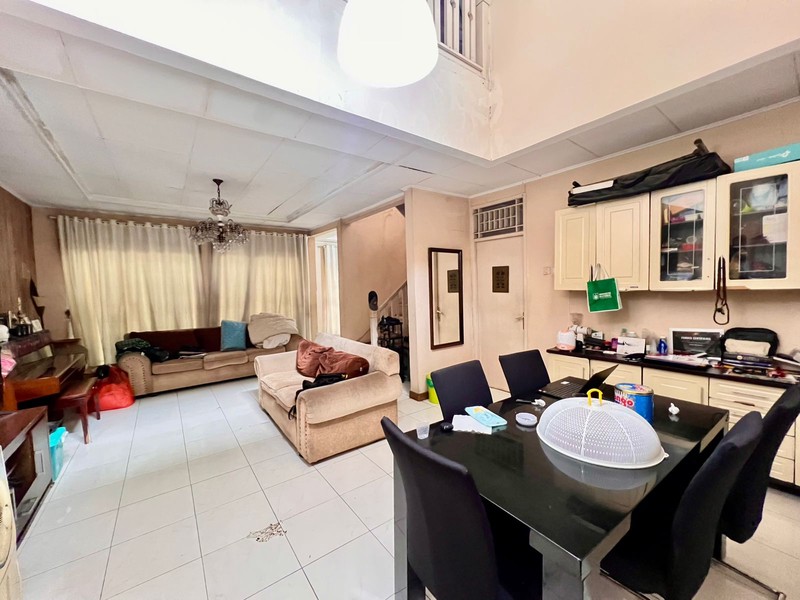 Rumah Bagus Di Mertilang Bintaro Jaya Sektor 9