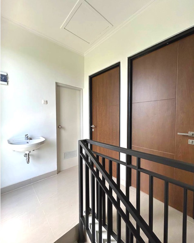 Rumah dengan Cluster Neo Griya Alecandra Cibubur Type Shakila Blok A 11 Jatirangga Jatisampurna Bekasi