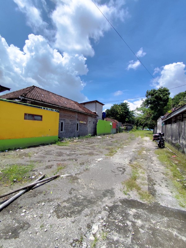 Investasi Tanah Pekarangan  2.937 Meter Persegi  Sangat Strategis Dekat Kantor Pemkab, Sleman