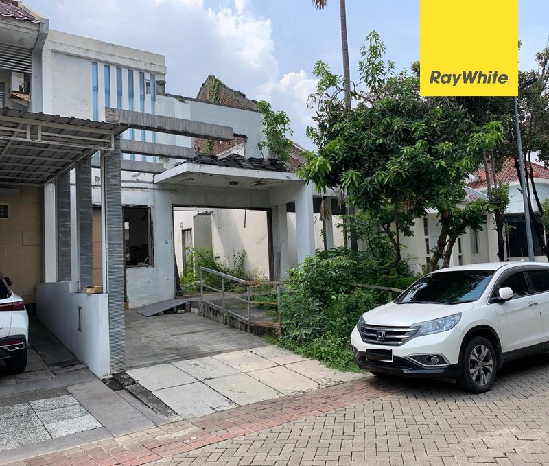 Dijual Aset Lelang Rumah Hitung Tanah Di South Emerald Citraland Surabaya