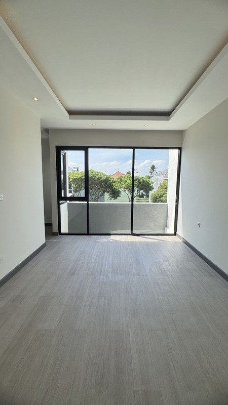 Dijual Rumah Baru Gress Woodland Citraland Surabaya Barat