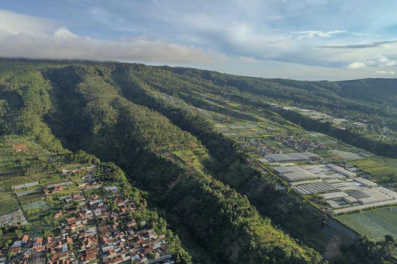 Tanah di Lembang Bandung akses Maribaya Sersan Bajuri Pagerwangi