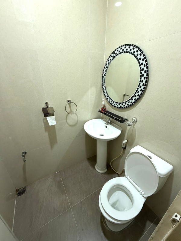 Rumah Besar Luxury di Puri Sri Wedari Cibubur 