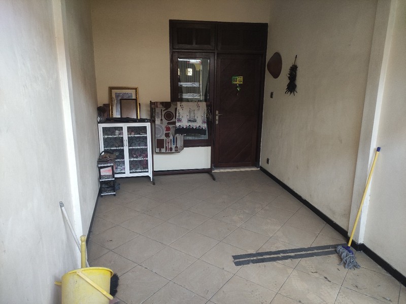 Rumah Bogangin Baru Karang Pilang Surabaya SHM, Harga Nego