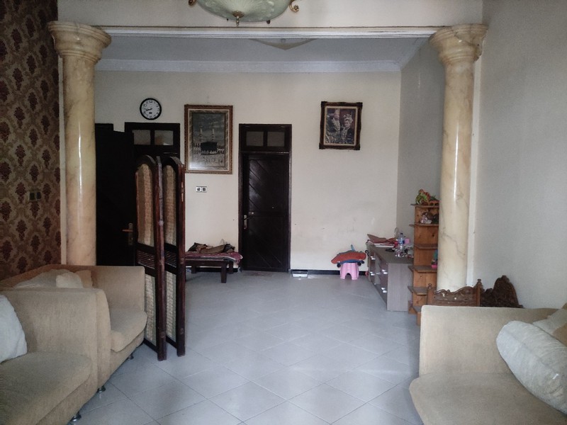Rumah Bogangin Baru Karang Pilang Surabaya SHM, Harga Nego