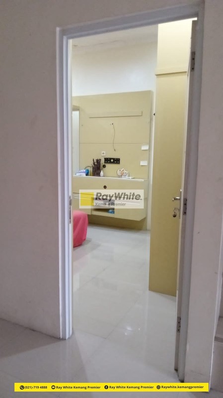 Rumah di Rancho Indah di Lingkungan Tenang Bebas Banjir