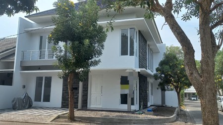 DIJUAL bukit palma Rumah 2 Lantai Baru Gress, Modern Minimalis, Luas dan Siap Huni