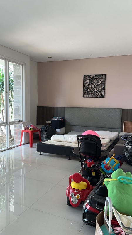 Dijual Rumah Royal Residence semi furnished