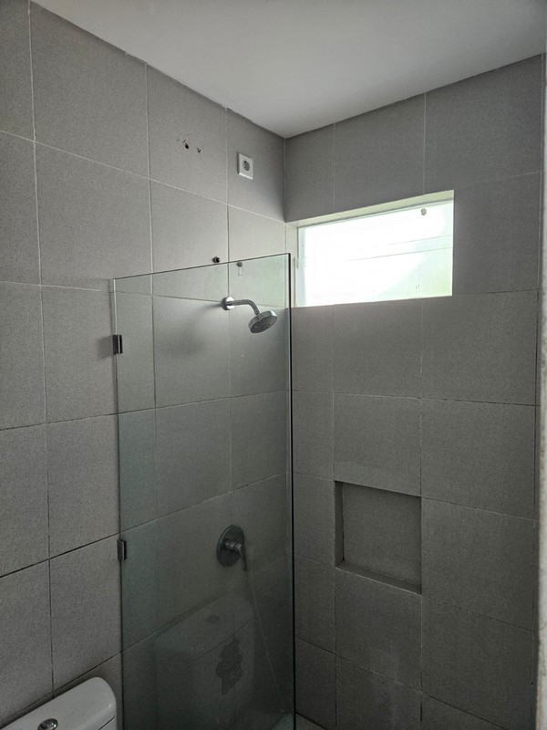 Dijual Rumah 3 Lantai Murah Northwest Park Citraland Surabaya