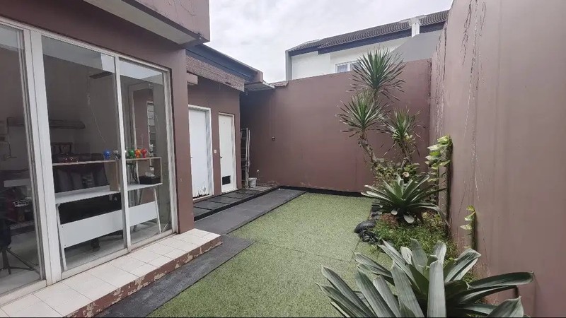 Best Price. Rumah modern the Icon Cosmo, BSD