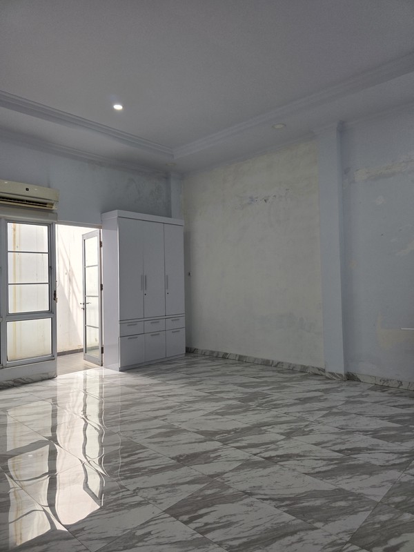 Rumah di Kota Wisata per tahun posisi boulevard