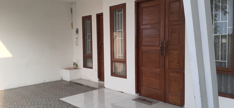 Rumah Siap Huni di Perumahan Puri Indah Dekat SAMSAT