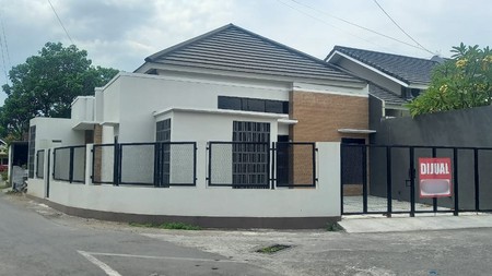 Rumah Baru Minimalis Strategis Dekat Jl. Raya Godean, di Sidokarto, Godean, Sleman