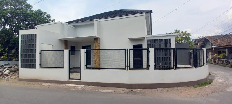 Rumah Baru Minimalis Strategis Dekat Jl. Raya Godean, di Sidokarto, Godean, Sleman