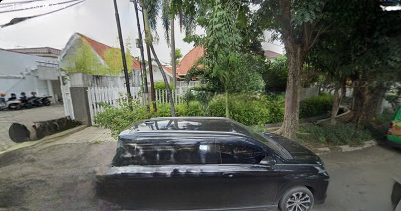 Dijual 486 m2 Rumah Hook Surabaya Pusat Kota - Jalan Wr. Supratman - Jalan Mh Thamrin - kel.Dr. Soetomo - kec.Tegalsari - Cocok Buat Segala Usaha - Komersial Area